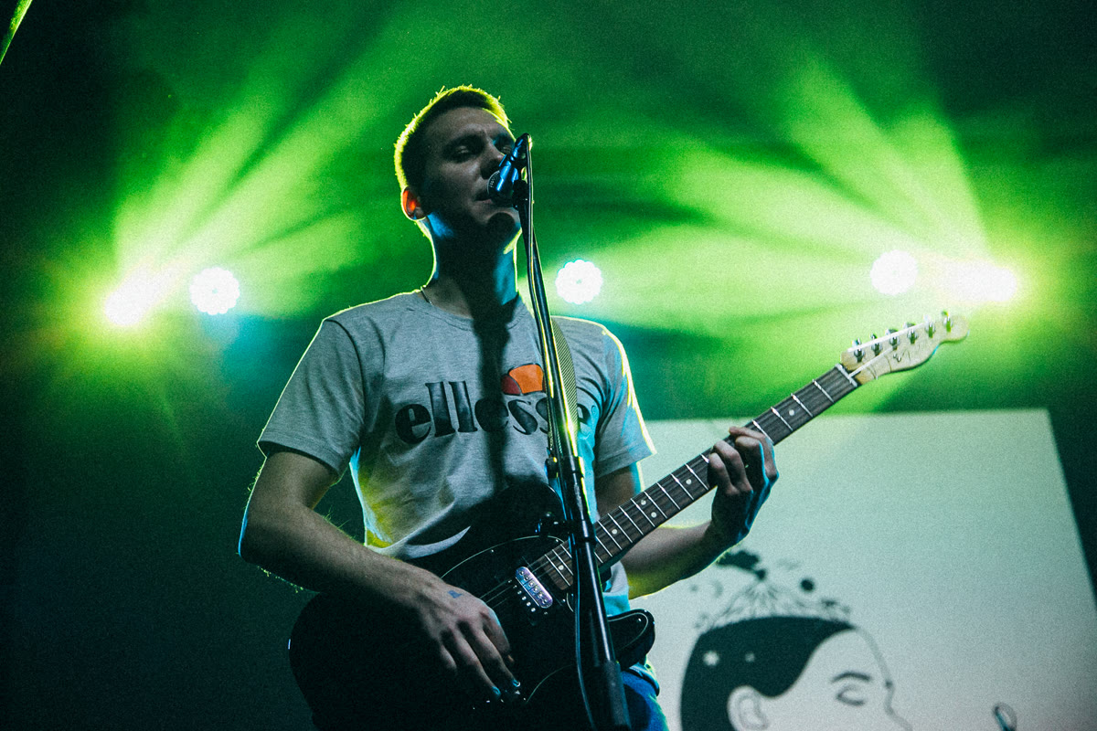Nick Zaleski performing live